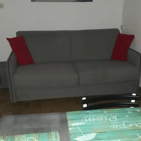 Les Goelettes Szálloda Hyères